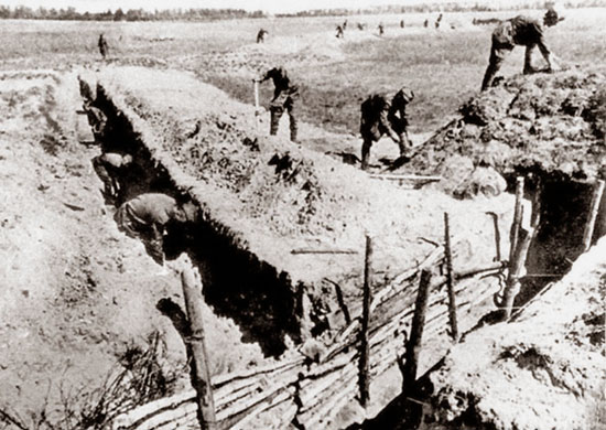 Kaitsekindlustuste rajamine Tallinna lähistel 1941. aasta juulis