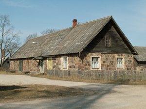 Kivi- ja puithoone Oandus 2005. aasta fotol